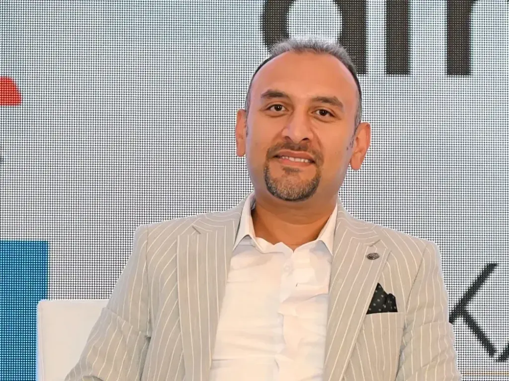 الإنسان قبل الميزانية.. بقلم الدكتور أحمد السيد